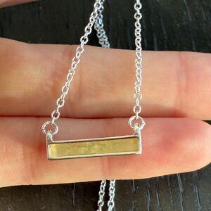 Cute Minimalist Necklace With Sheen
